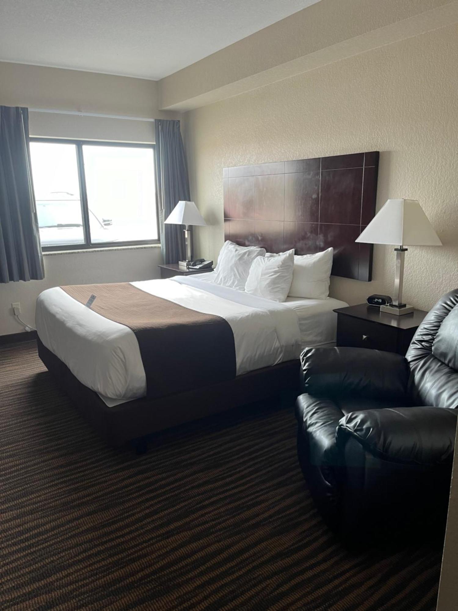 Cobblestone Inn & Suites - Denison | Oak Ridge المظهر الخارجي الصورة