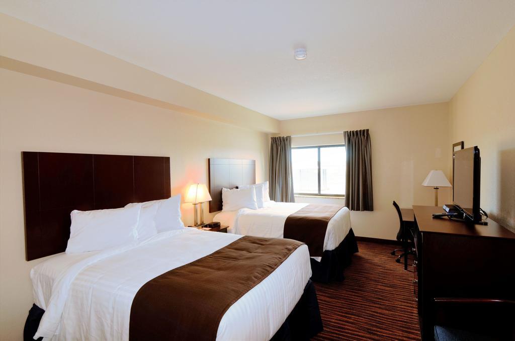 Cobblestone Inn & Suites - Denison | Oak Ridge الغرفة الصورة