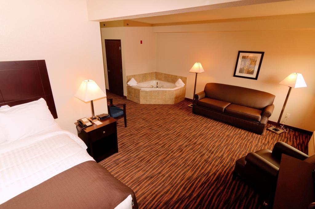 Cobblestone Inn & Suites - Denison | Oak Ridge الغرفة الصورة