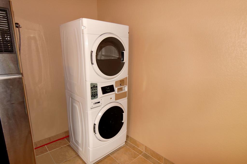 Cobblestone Inn & Suites - Denison | Oak Ridge المظهر الخارجي الصورة