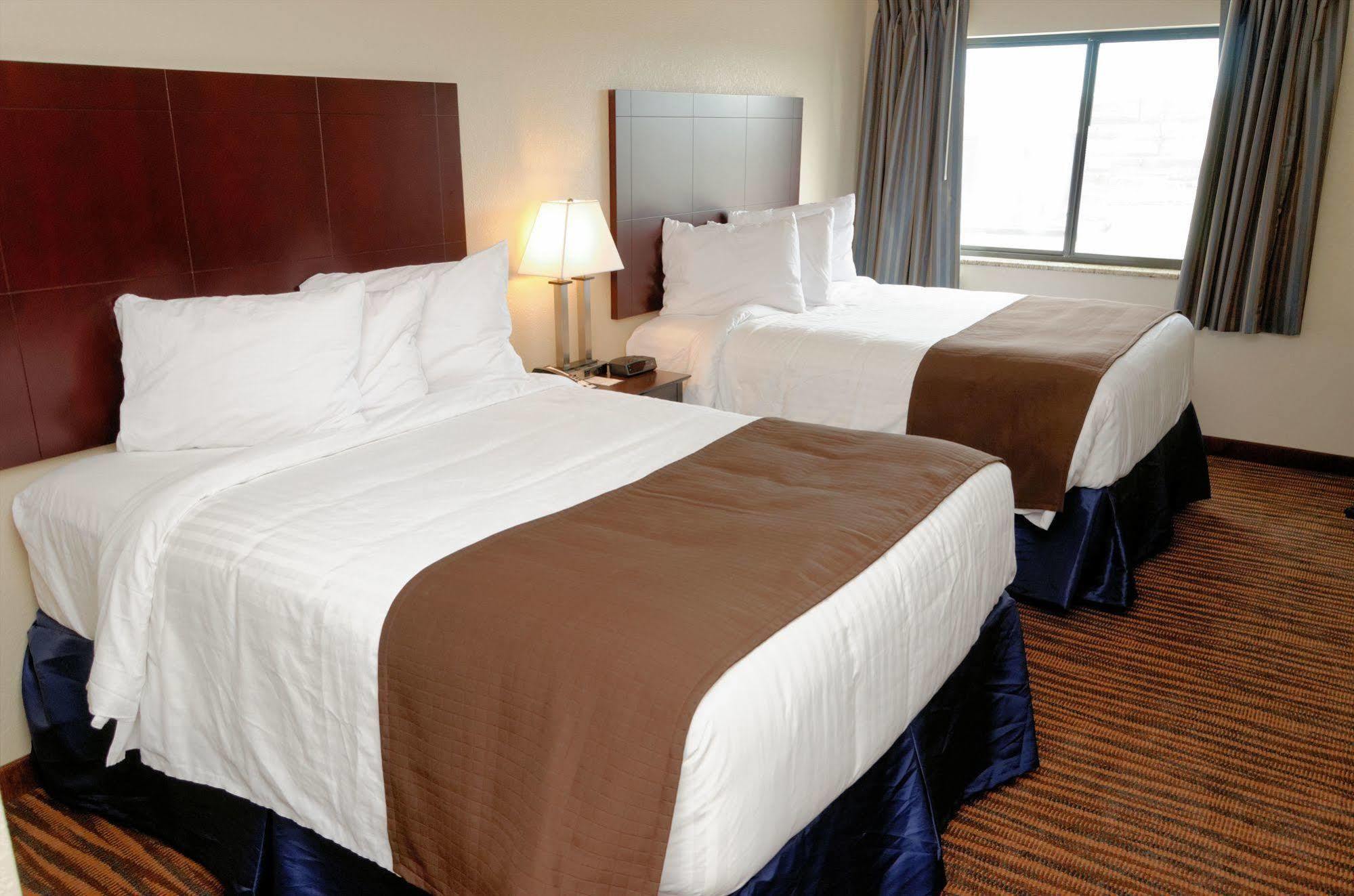 Cobblestone Inn & Suites - Denison | Oak Ridge المظهر الخارجي الصورة