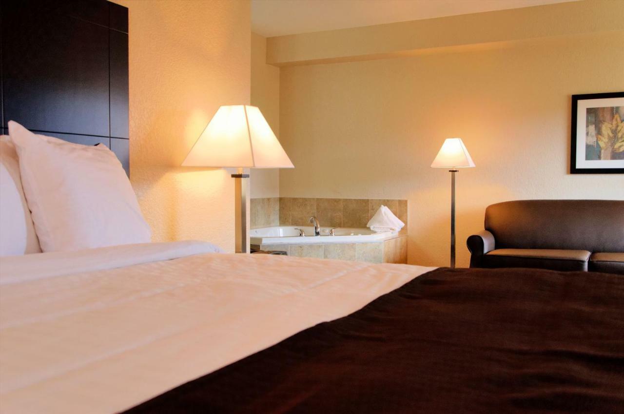 Cobblestone Inn & Suites - Denison | Oak Ridge المظهر الخارجي الصورة